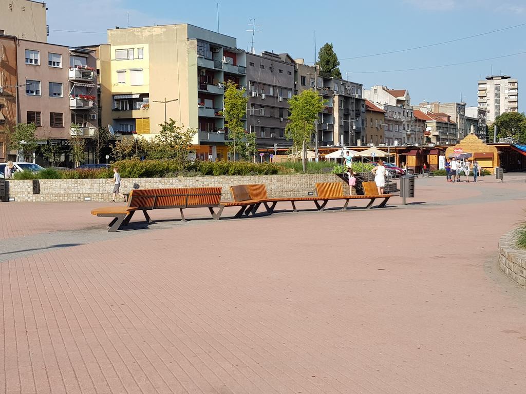 Sara - Modern Apartment In The City Center Novi Sad Eksteriør bilde