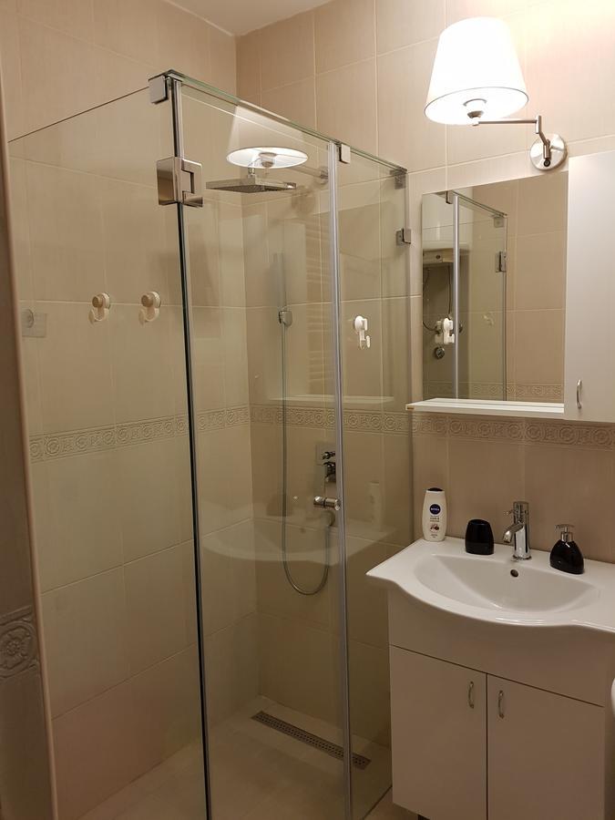 Sara - Modern Apartment In The City Center Novi Sad Eksteriør bilde
