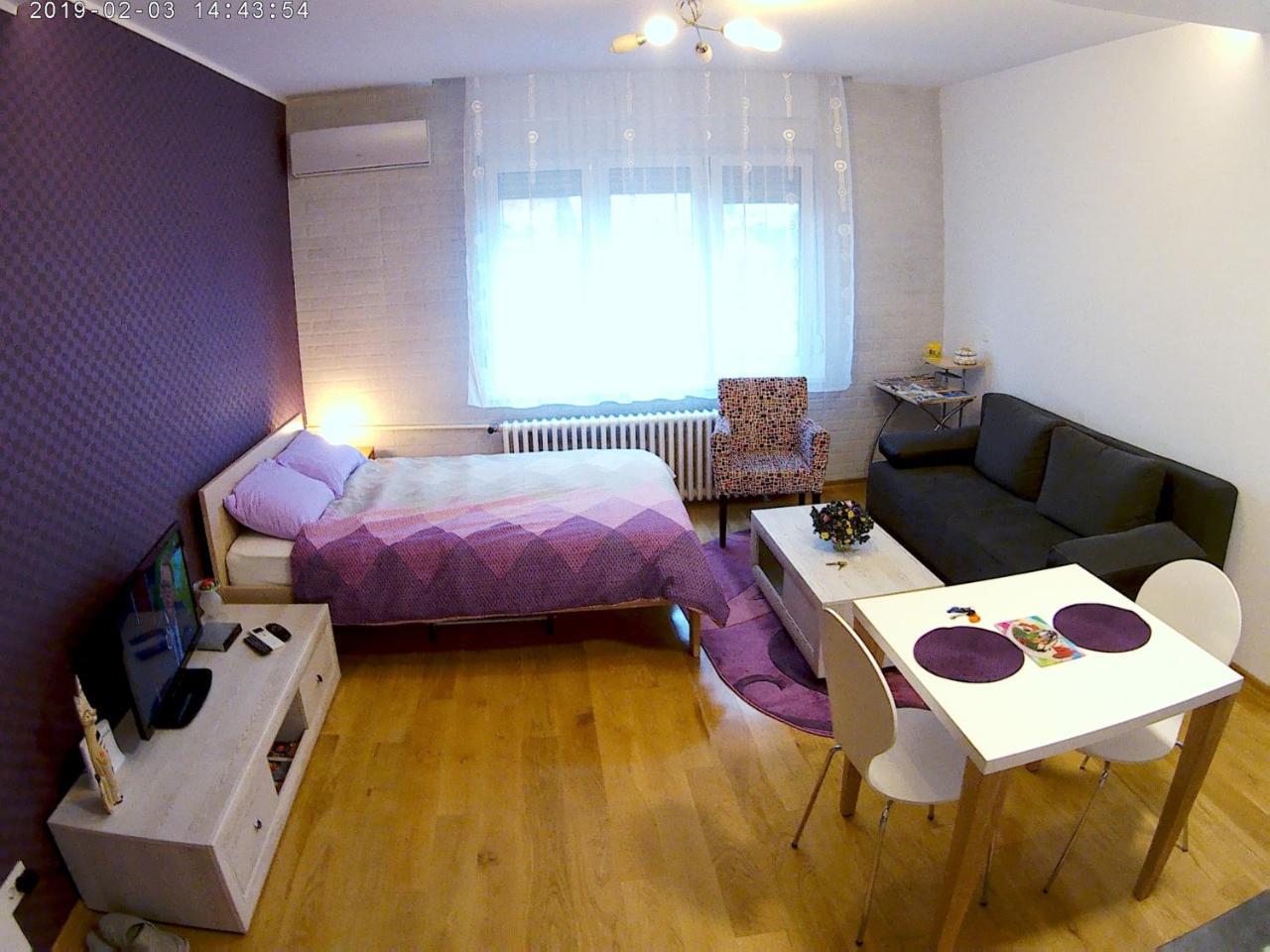 Sara - Modern Apartment In The City Center Novi Sad Eksteriør bilde